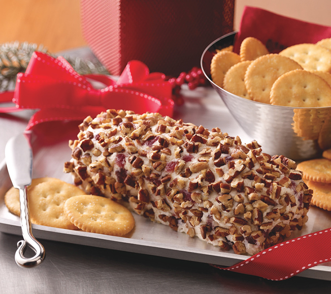 spiced-cherry-cheddar-cheese-ball