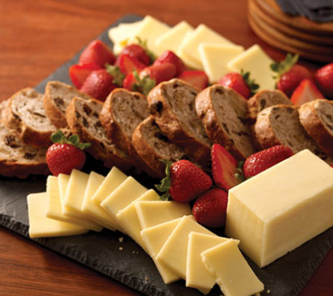 strawberry-raisin-bread-cheddar